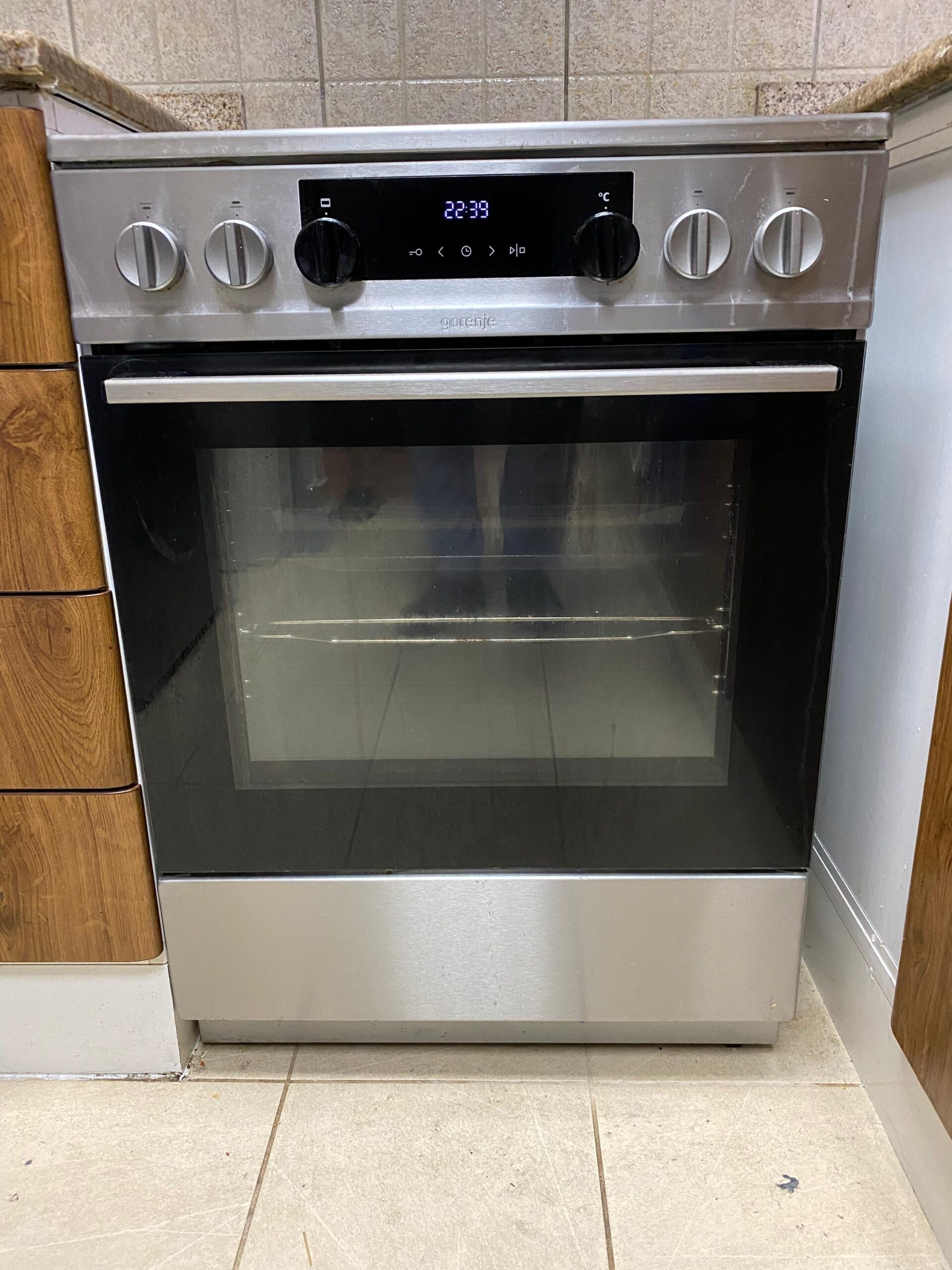 Electric Cooker From Gorenje April 2024 Al Thahani Furniture Abu Dhabi   05d42509 5205 4263 9e76 9b588d90aec3 Scaled 