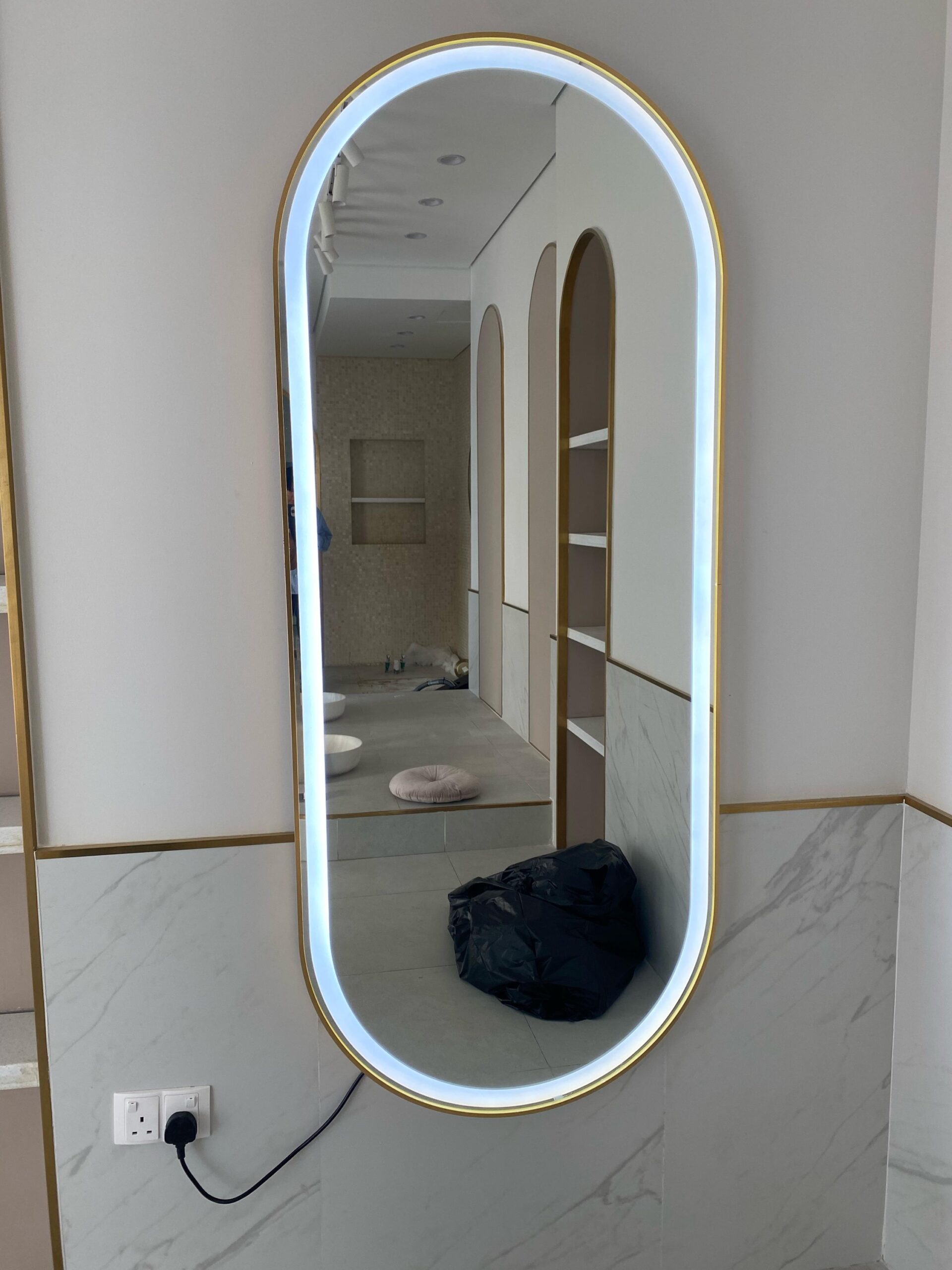 Wall Mirror from Home Center | May 2024 | Al Thahani Furniture, Abu Dhabi