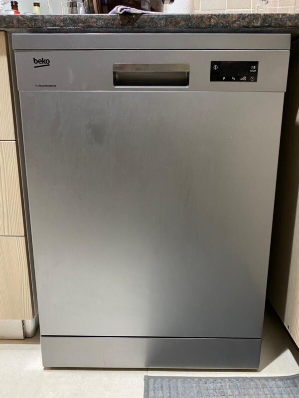 Dishwasher Free Standing from BEKO