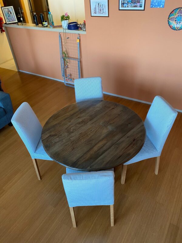 Dinning Table with 4 Chair from Home R Us - Image 4