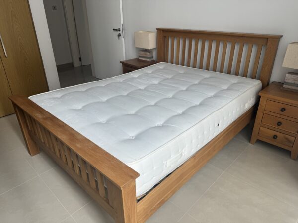 Queen Bed from Julian Bowen - Image 4