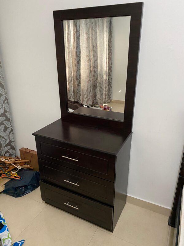 Dressing with Mirror from Home Box - Image 2